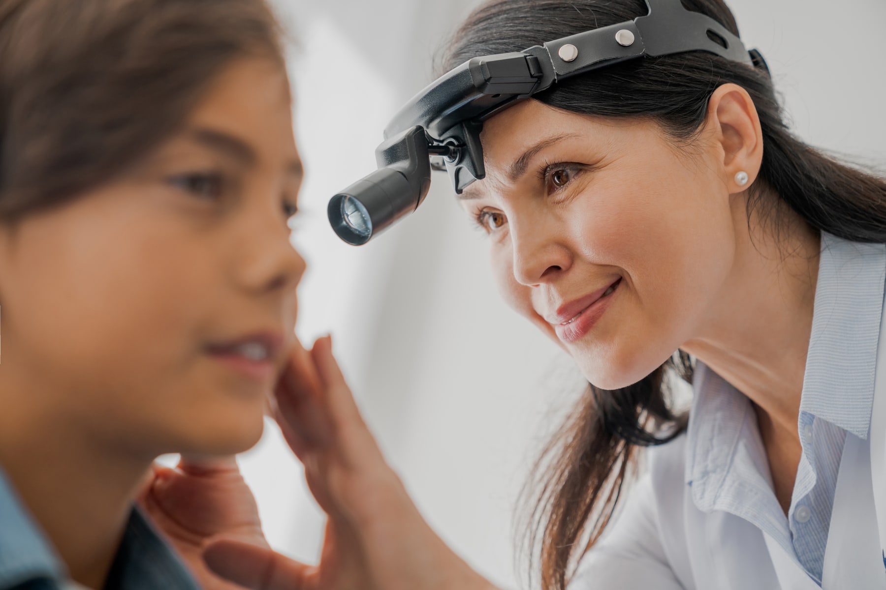 Clinical ear examination to support hearing protection planning